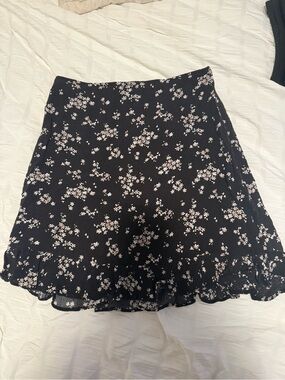Abercrombie & Fitch Black Floral Ruffle Mini Skirt